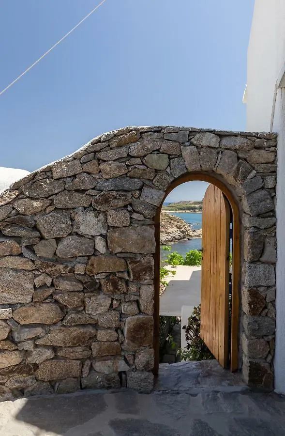 Mykonos Le Grand Bleu Beachfront Suite Platys Gialos  0*, Platys Gialos (Mykonos)
