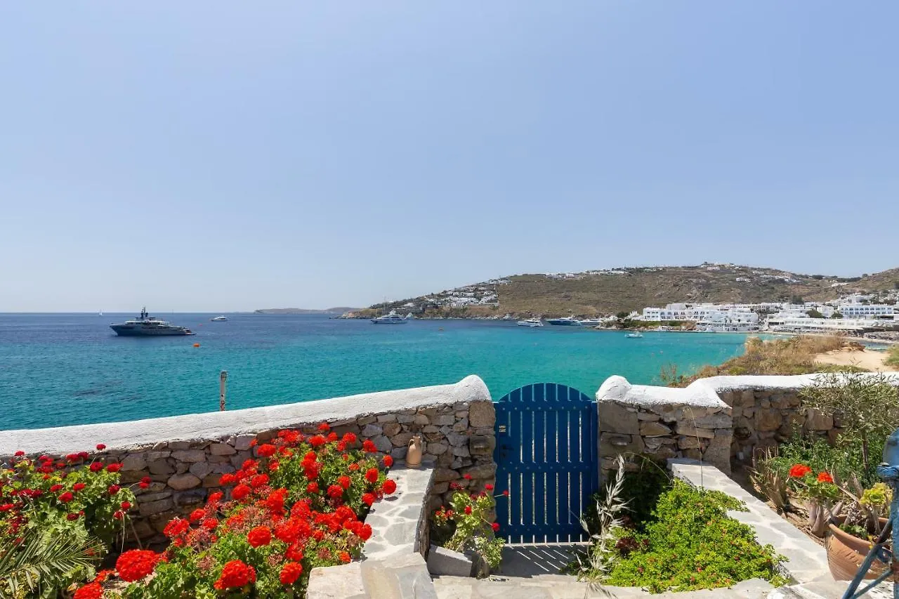Mykonos Le Grand Bleu Beachfront Suite Platys Gialos  0*, Platys Gialos (Mykonos)